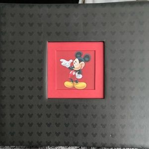 Disney Scrapbook ready for your photos!